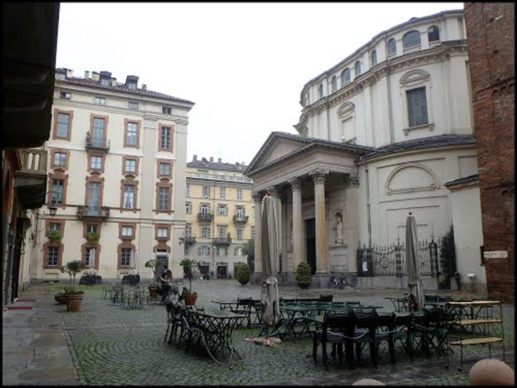 Vittoria Daire Torino Oda fotoğraf